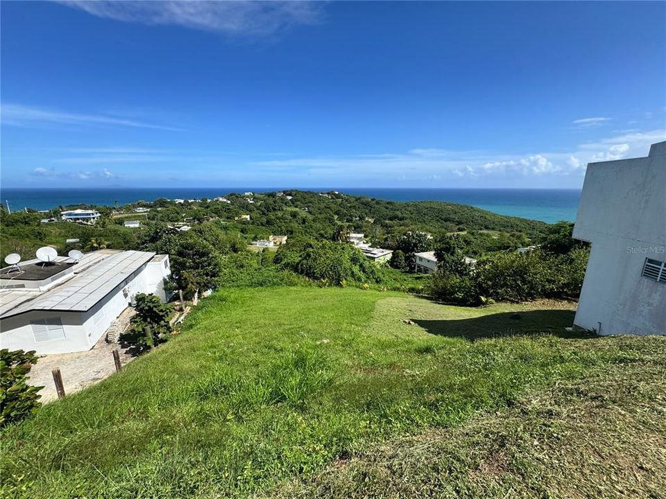 待售: $200,000 (0.24 acres)