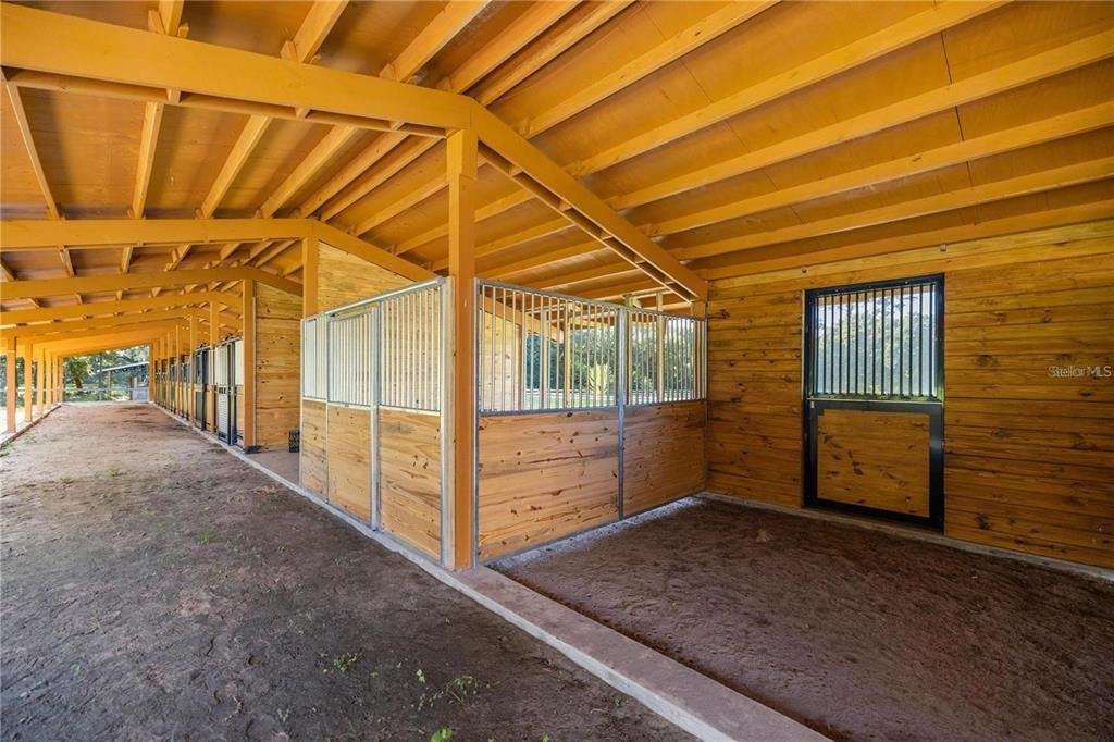 В аренду: $4,800 (4 спален, 3 ванн, 1955 Квадратных фут)