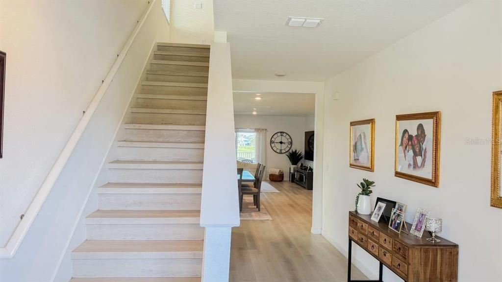 En Venta: $394,900 (5 camas, 3 baños, 2522 Pies cuadrados)