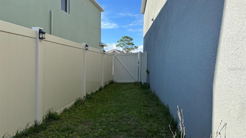 En Venta: $394,900 (5 camas, 3 baños, 2522 Pies cuadrados)