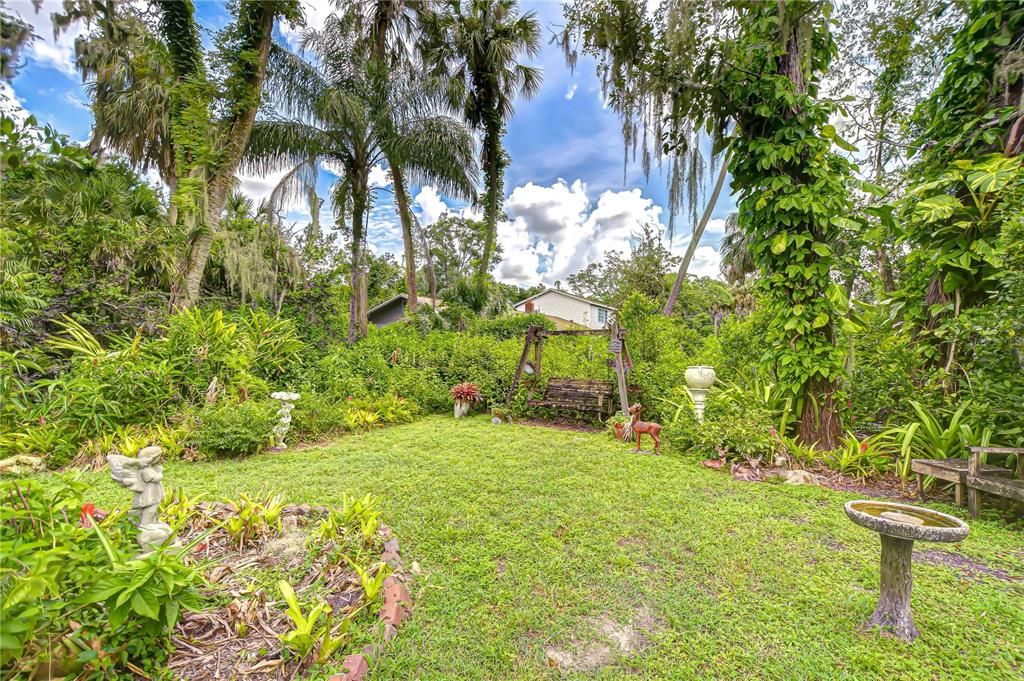 For Sale: $887,000 (6.13 acres)