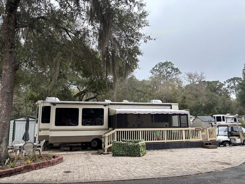 На продажу: $83,500 (0.10 acres)