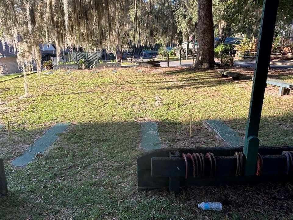 На продажу: $83,500 (0.10 acres)