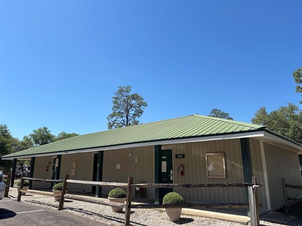 На продажу: $83,500 (0.10 acres)