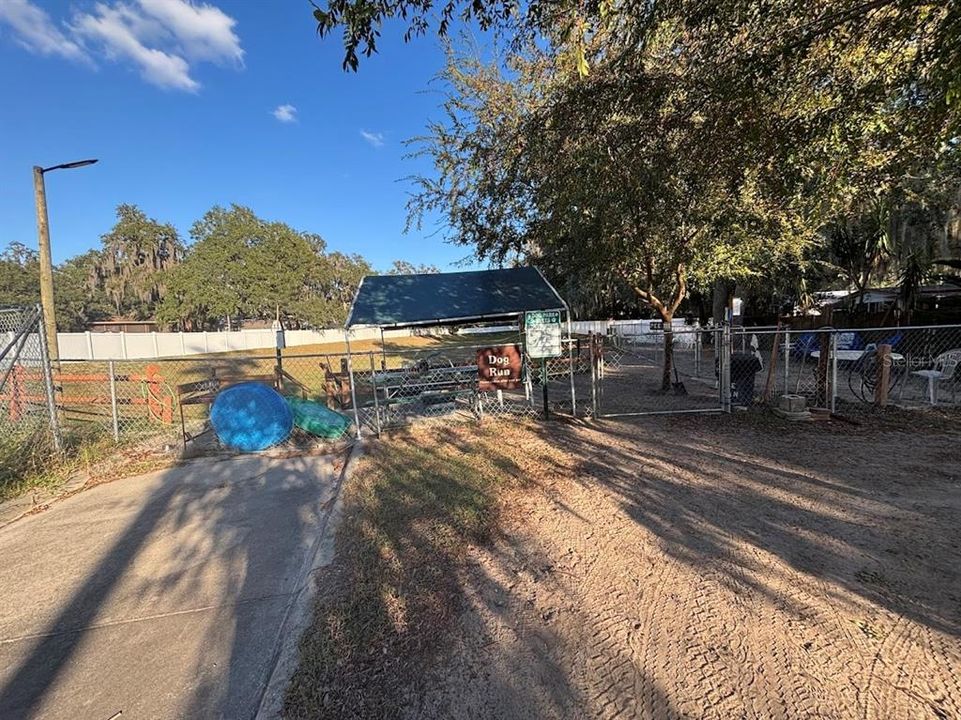 На продажу: $83,500 (0.10 acres)