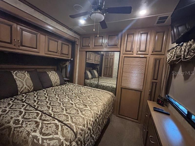 На продажу: $83,500 (0.10 acres)