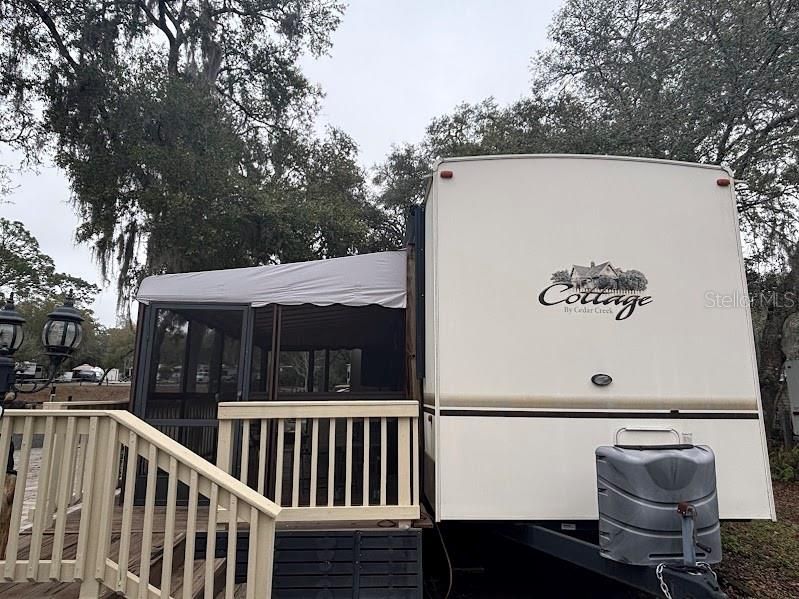 На продажу: $83,500 (0.10 acres)