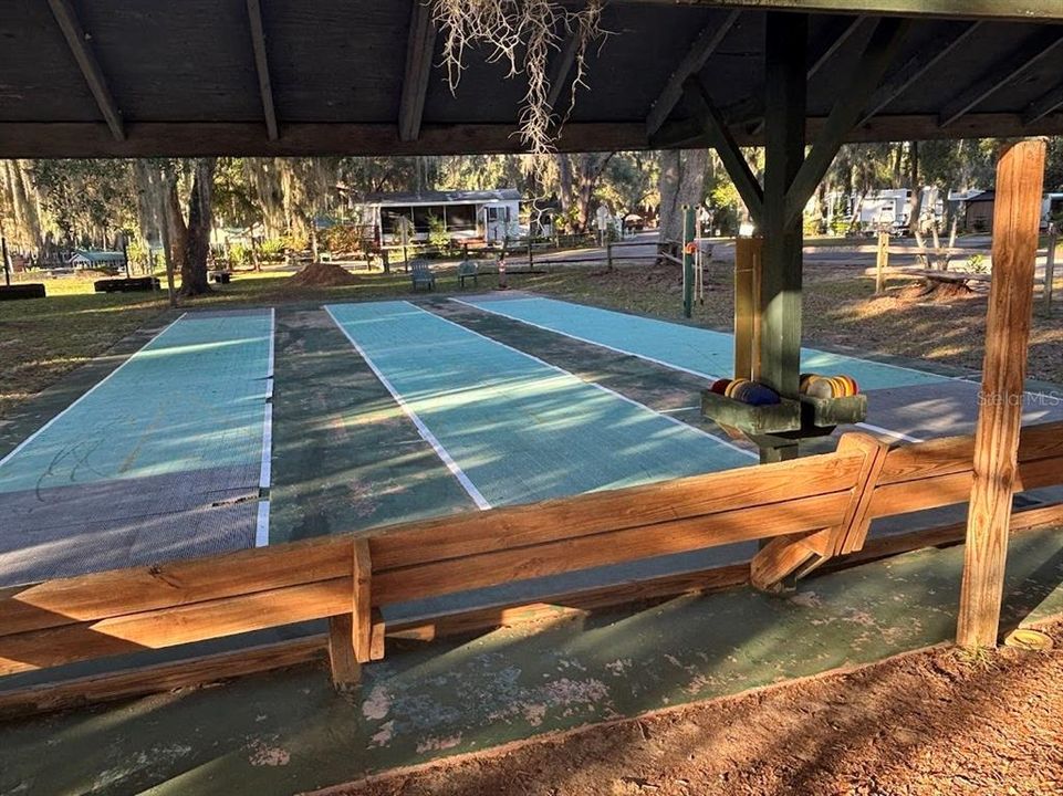 На продажу: $83,500 (0.10 acres)