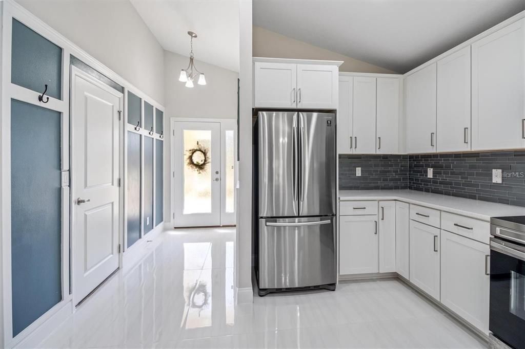 В аренду: $2,895 (3 спален, 2 ванн, 1795 Квадратных фут)