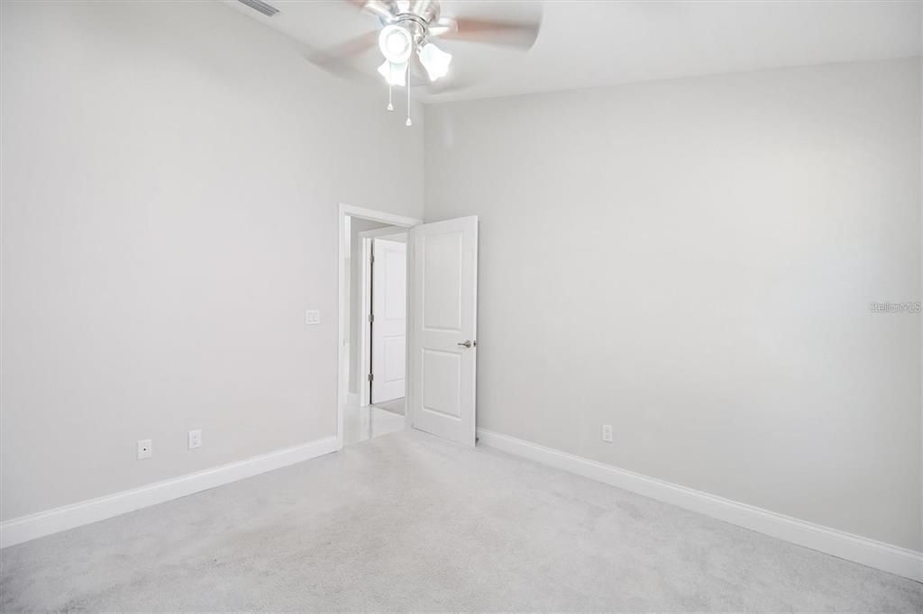 В аренду: $2,895 (3 спален, 2 ванн, 1795 Квадратных фут)