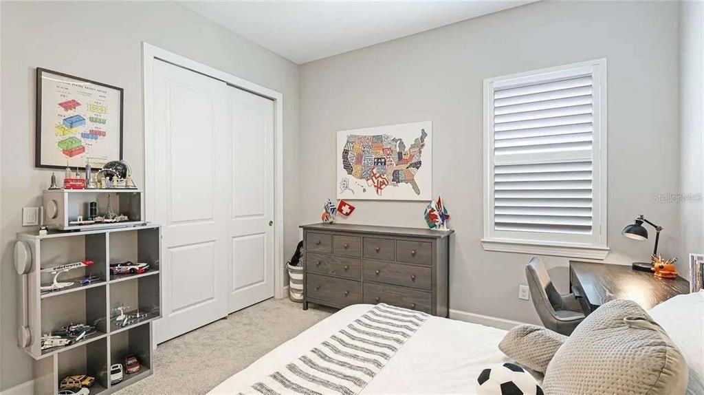 Activo con contrato: $1,545,000 (4 camas, 4 baños, 3982 Pies cuadrados)