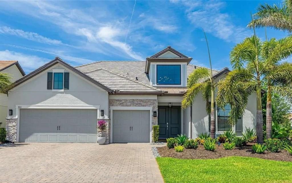 Activo con contrato: $1,545,000 (4 camas, 4 baños, 3982 Pies cuadrados)