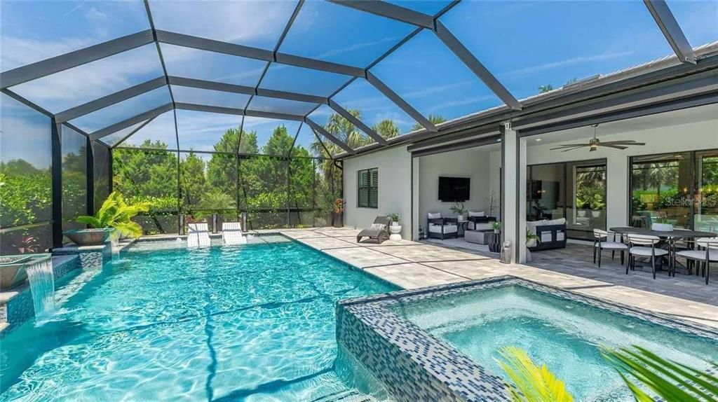 Activo con contrato: $1,545,000 (4 camas, 4 baños, 3982 Pies cuadrados)