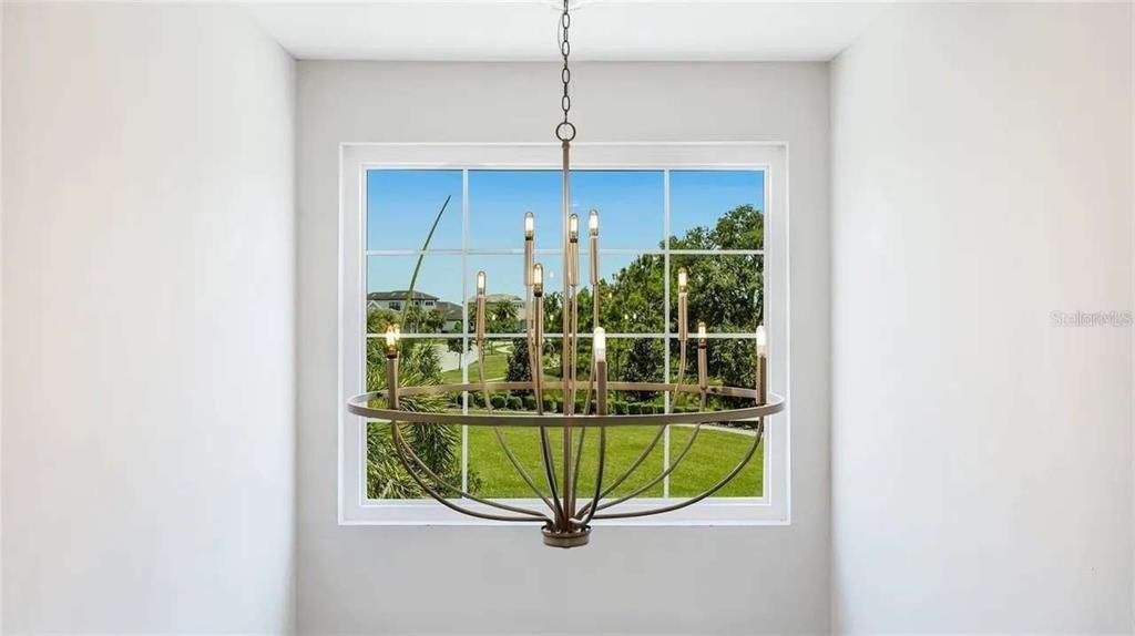 Activo con contrato: $1,545,000 (4 camas, 4 baños, 3982 Pies cuadrados)