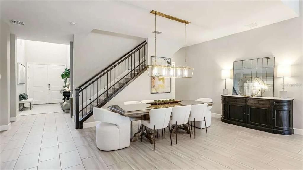 Activo con contrato: $1,545,000 (4 camas, 4 baños, 3982 Pies cuadrados)