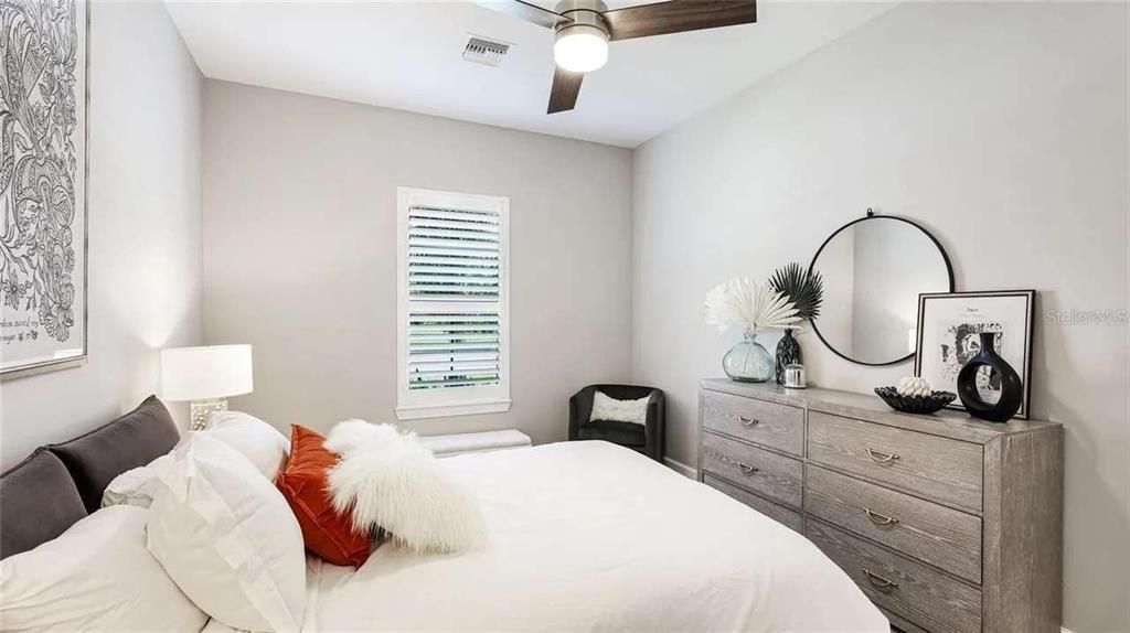 Activo con contrato: $1,545,000 (4 camas, 4 baños, 3982 Pies cuadrados)