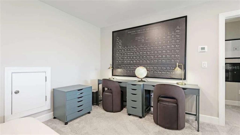 Activo con contrato: $1,545,000 (4 camas, 4 baños, 3982 Pies cuadrados)