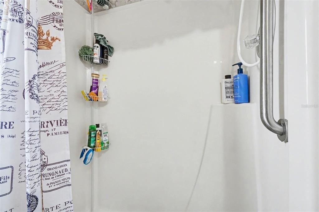 На продажу: $99,900 (1 спален, 1 ванн, 408 Квадратных фут)