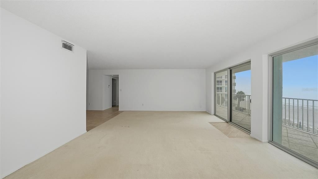 For Sale: $1,000,000 (2 beds, 2 baths, 1235 Square Feet)