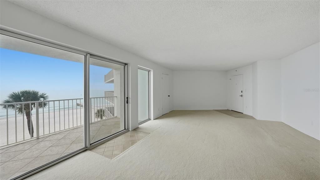 For Sale: $1,000,000 (2 beds, 2 baths, 1235 Square Feet)