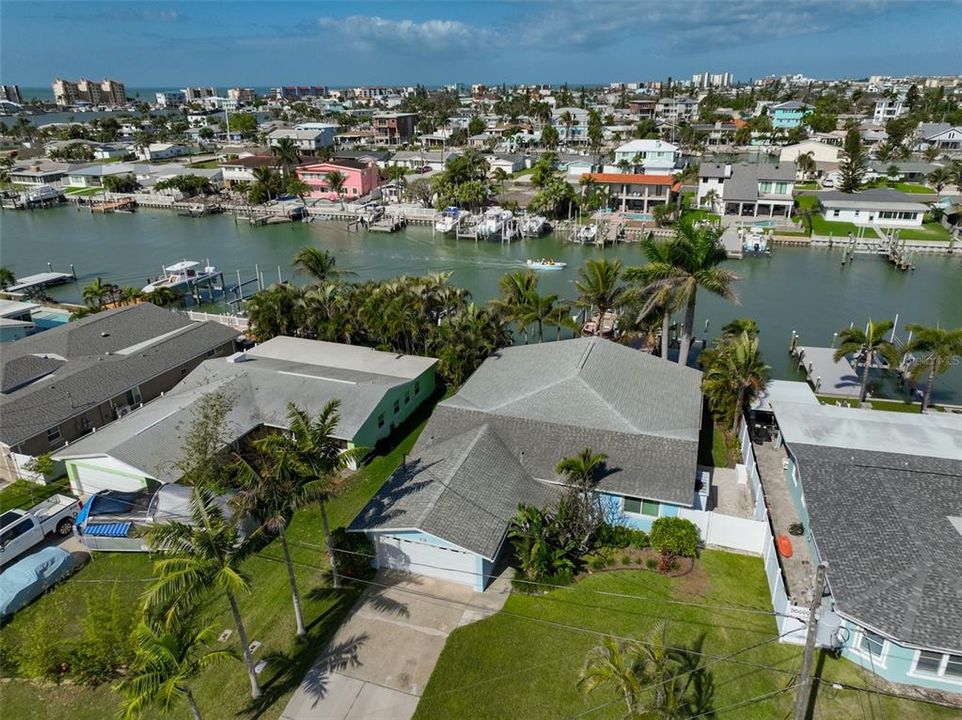 Activo con contrato: $959,900 (3 camas, 2 baños, 1600 Pies cuadrados)