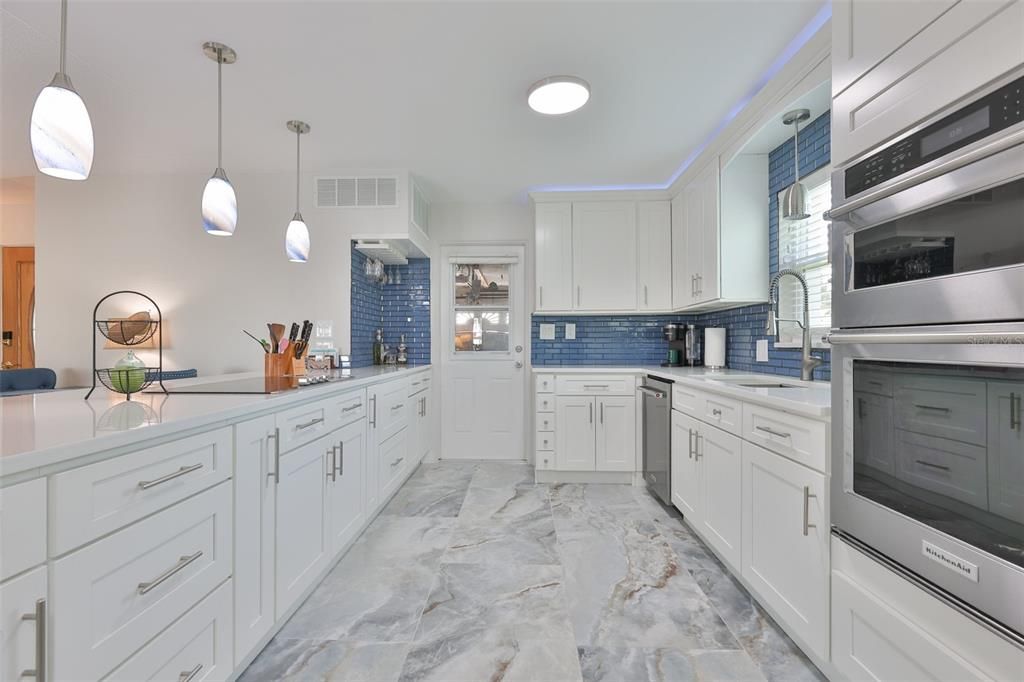 Activo con contrato: $959,900 (3 camas, 2 baños, 1600 Pies cuadrados)