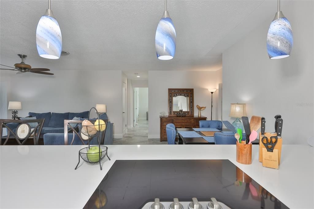 Activo con contrato: $959,900 (3 camas, 2 baños, 1600 Pies cuadrados)