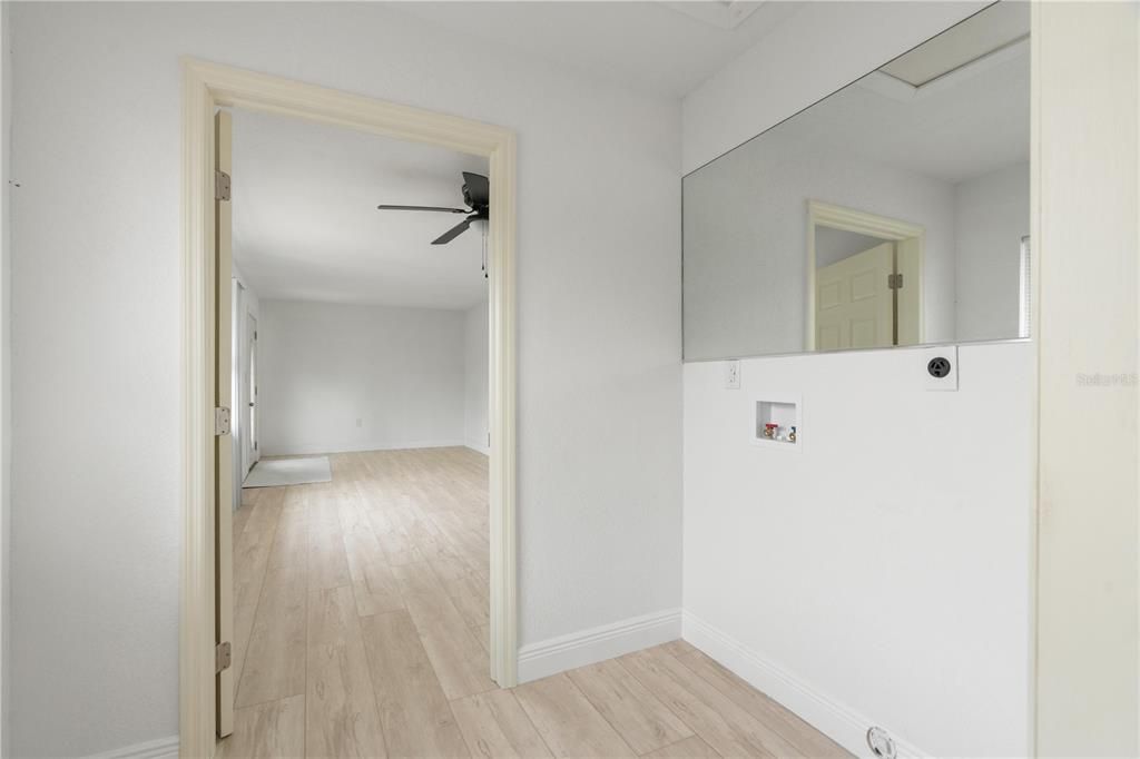 En Venta: $579,900 (4 camas, 3 baños, 2283 Pies cuadrados)