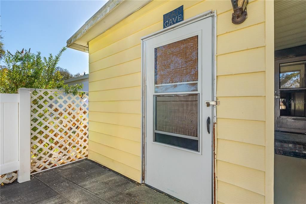 待售: $229,000 (2 贝兹, 2 浴室, 1368 平方英尺)