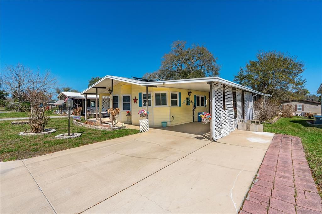 待售: $229,000 (2 贝兹, 2 浴室, 1368 平方英尺)