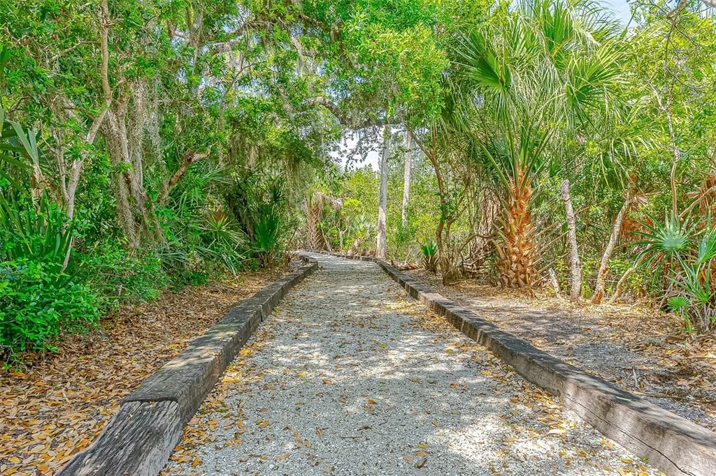 待售: $229,000 (2 贝兹, 2 浴室, 1368 平方英尺)