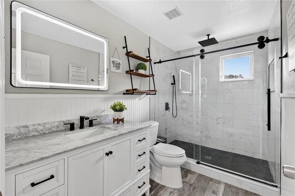 Active With Contract: $1,385,777 (5 beds, 3 baths, 3664 Square Feet)