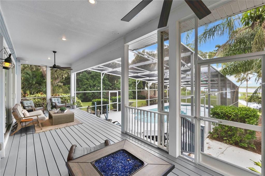 Active With Contract: $1,385,777 (5 beds, 3 baths, 3664 Square Feet)