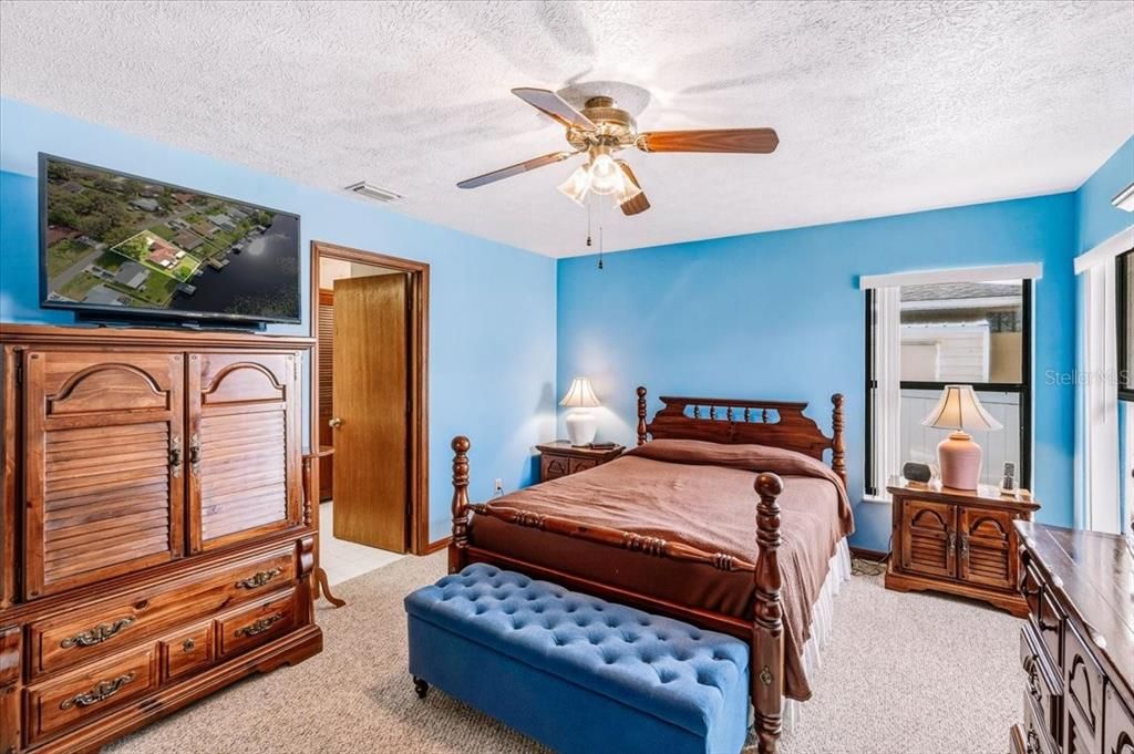 En Venta: $500,000 (2 camas, 2 baños, 1740 Pies cuadrados)