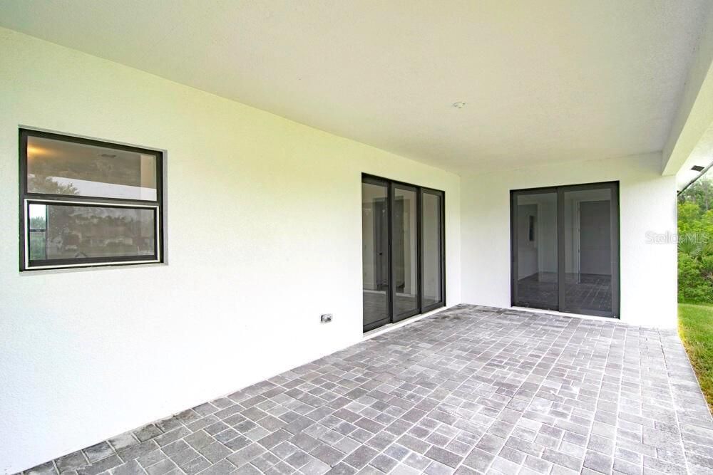 En Renta: $2,350 (4 camas, 2 baños, 1743 Pies cuadrados)