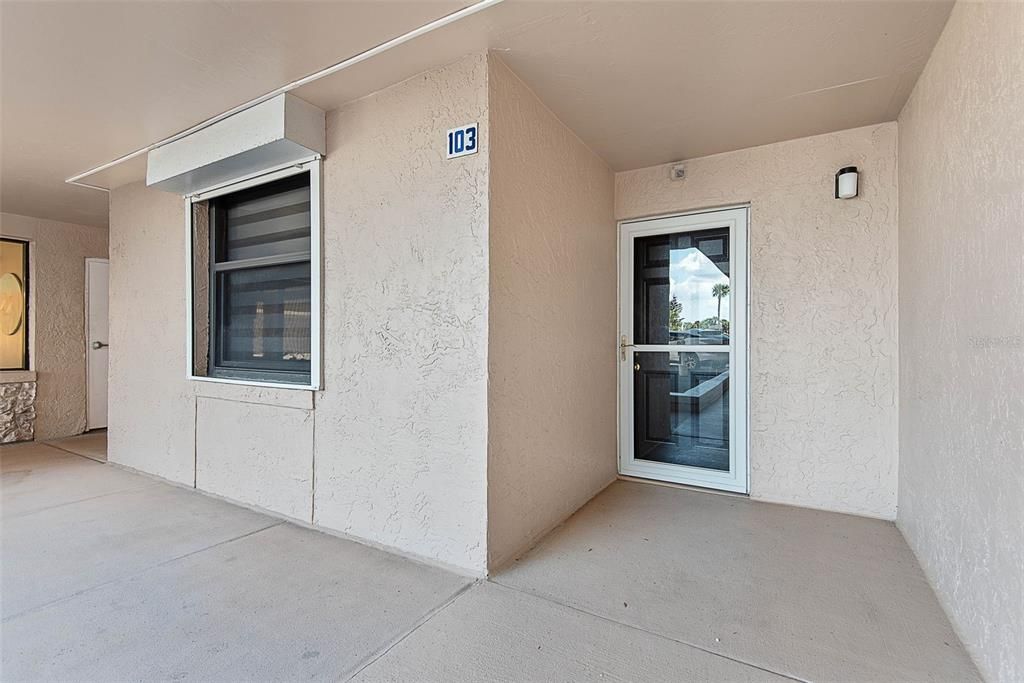 На продажу: $250,000 (2 спален, 2 ванн, 1275 Квадратных фут)