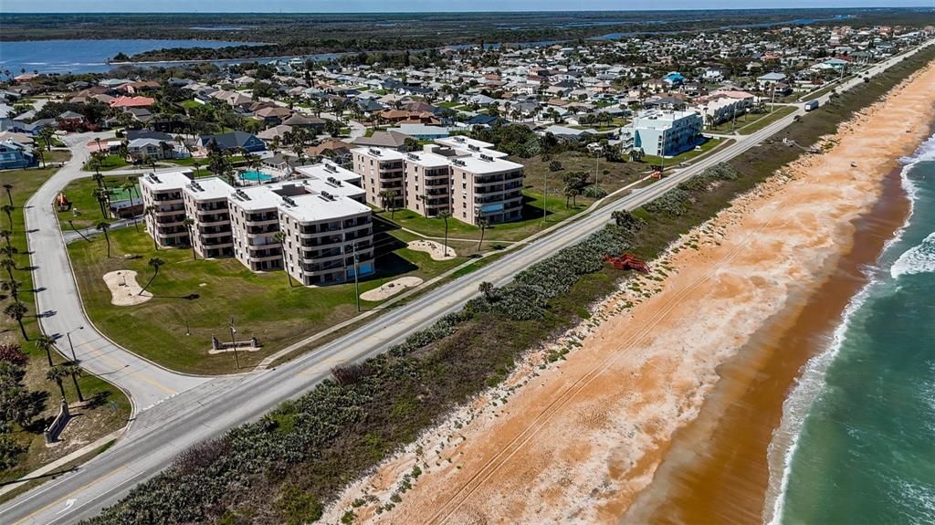 На продажу: $250,000 (2 спален, 2 ванн, 1275 Квадратных фут)