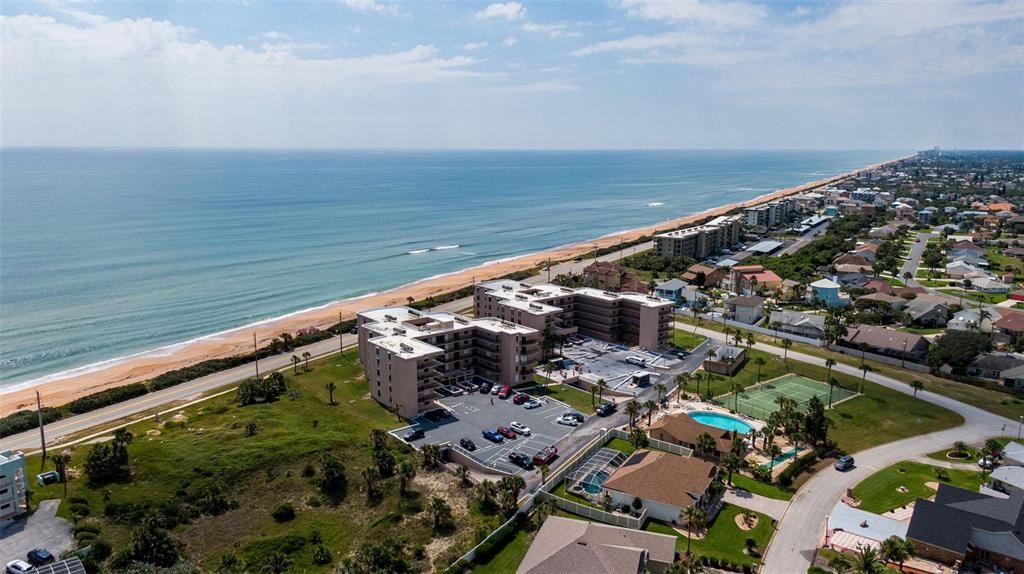 На продажу: $250,000 (2 спален, 2 ванн, 1275 Квадратных фут)