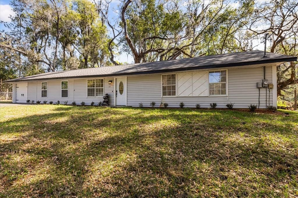 En Venta: $279,000 (4 camas, 2 baños, 1700 Pies cuadrados)
