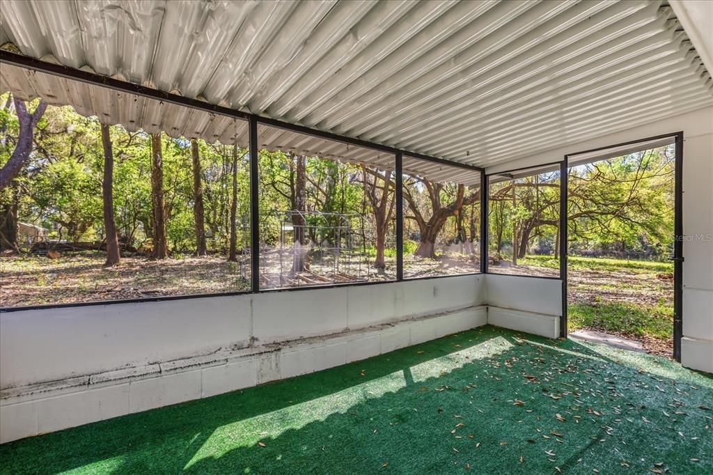 En Venta: $279,000 (4 camas, 2 baños, 1700 Pies cuadrados)