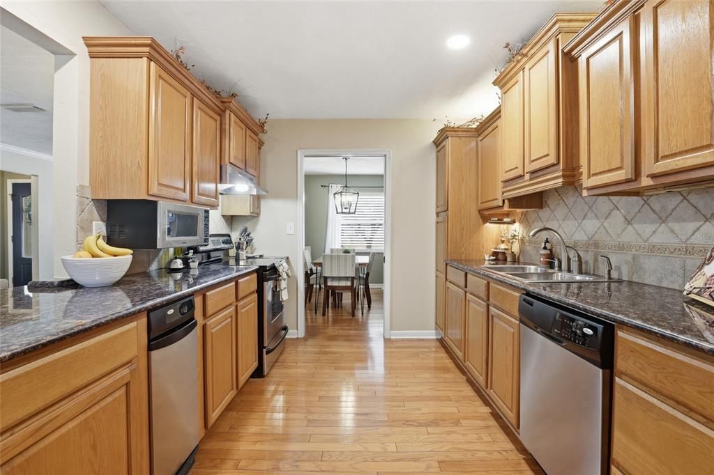 En Venta: $349,900 (3 camas, 2 baños, 1449 Pies cuadrados)