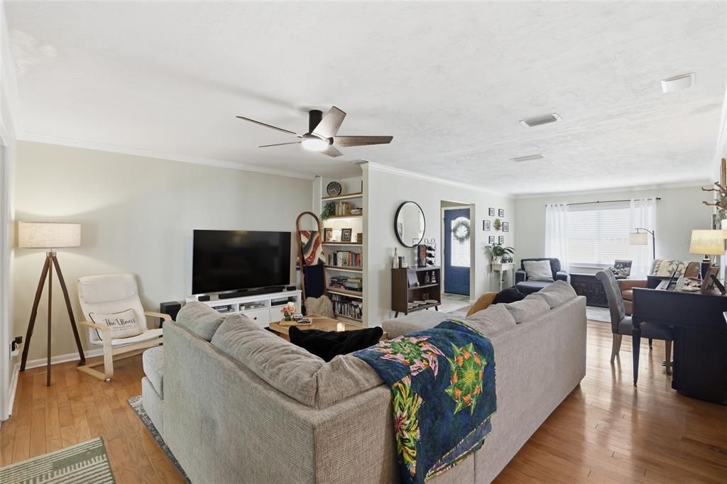 En Venta: $349,900 (3 camas, 2 baños, 1449 Pies cuadrados)