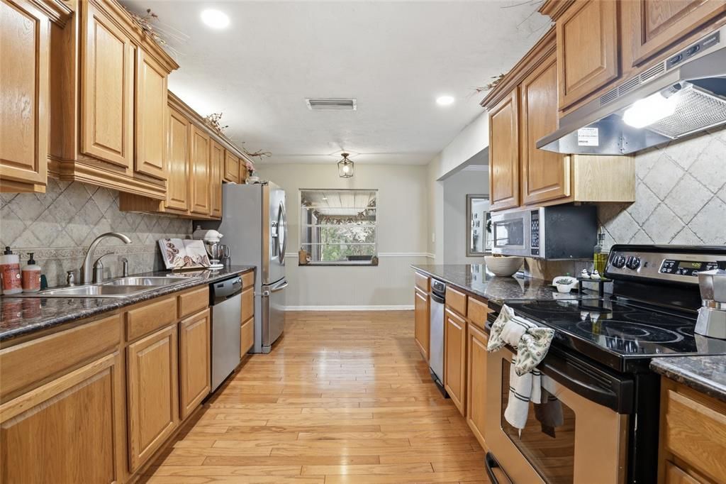 En Venta: $349,900 (3 camas, 2 baños, 1449 Pies cuadrados)