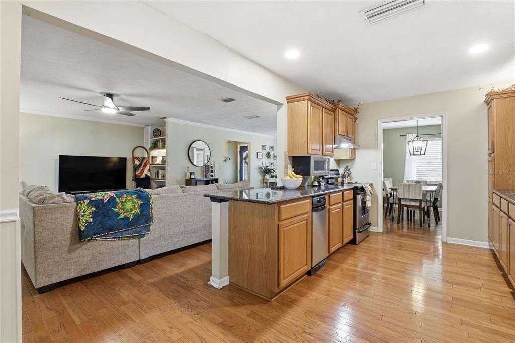 En Venta: $349,900 (3 camas, 2 baños, 1449 Pies cuadrados)