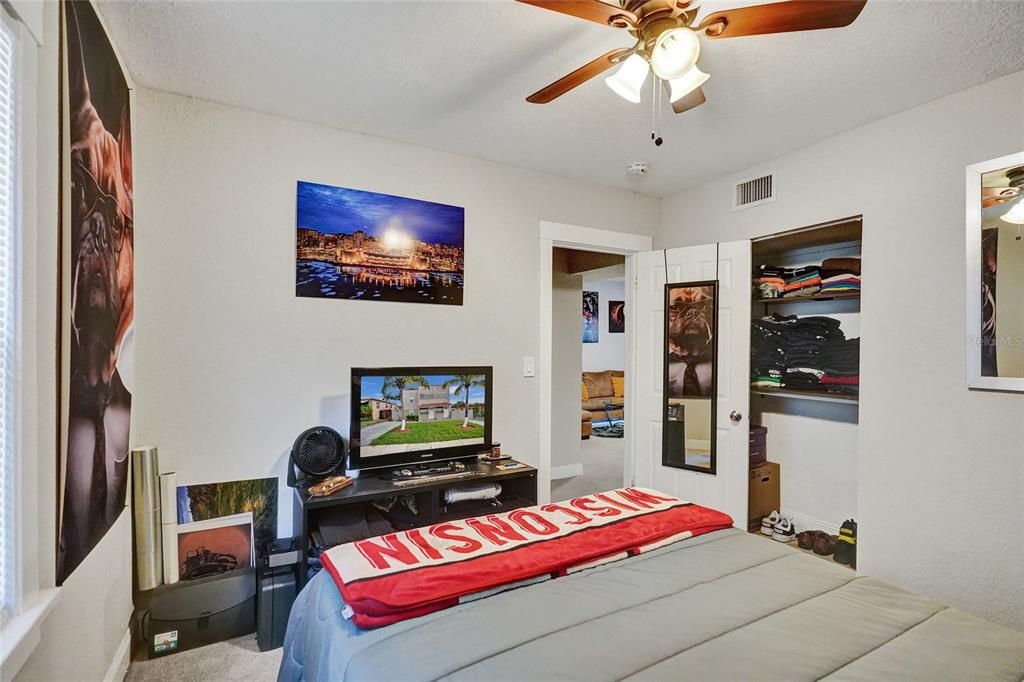 На продажу: $582,000 (4 спален, 2 ванн, 1666 Квадратных фут)