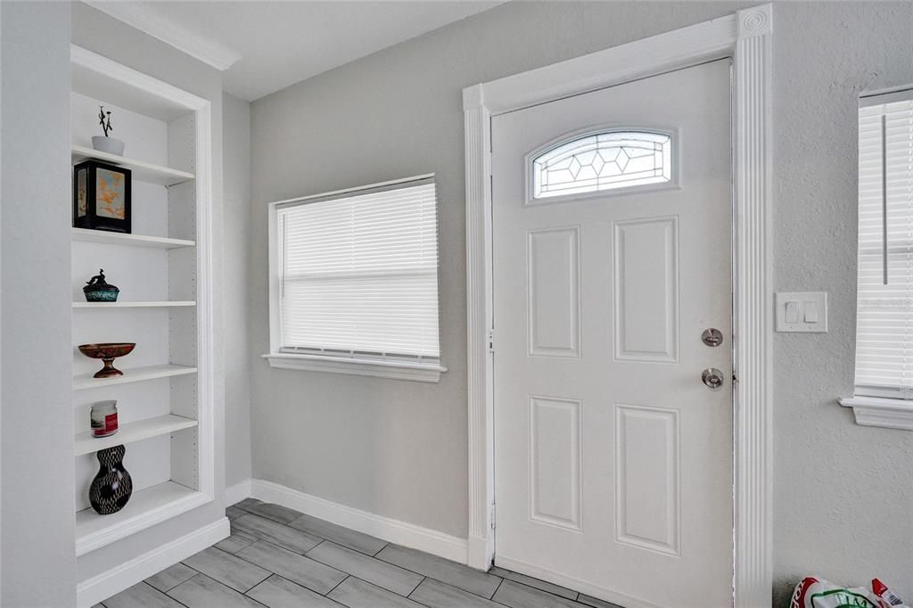 На продажу: $582,000 (4 спален, 2 ванн, 1666 Квадратных фут)