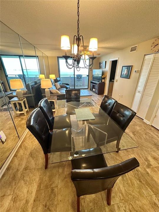 For Rent: $2,300 (2 beds, 2 baths, 950 Square Feet)