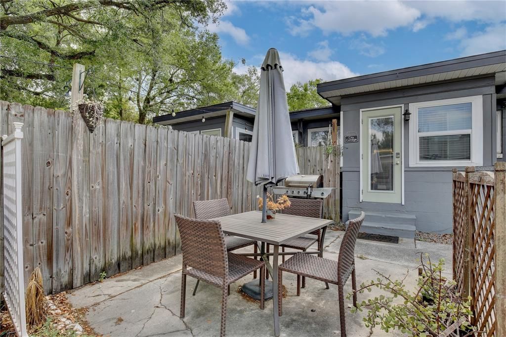 На продажу: $810,000 (4 спален, 0 ванн, 1742 Квадратных фут)