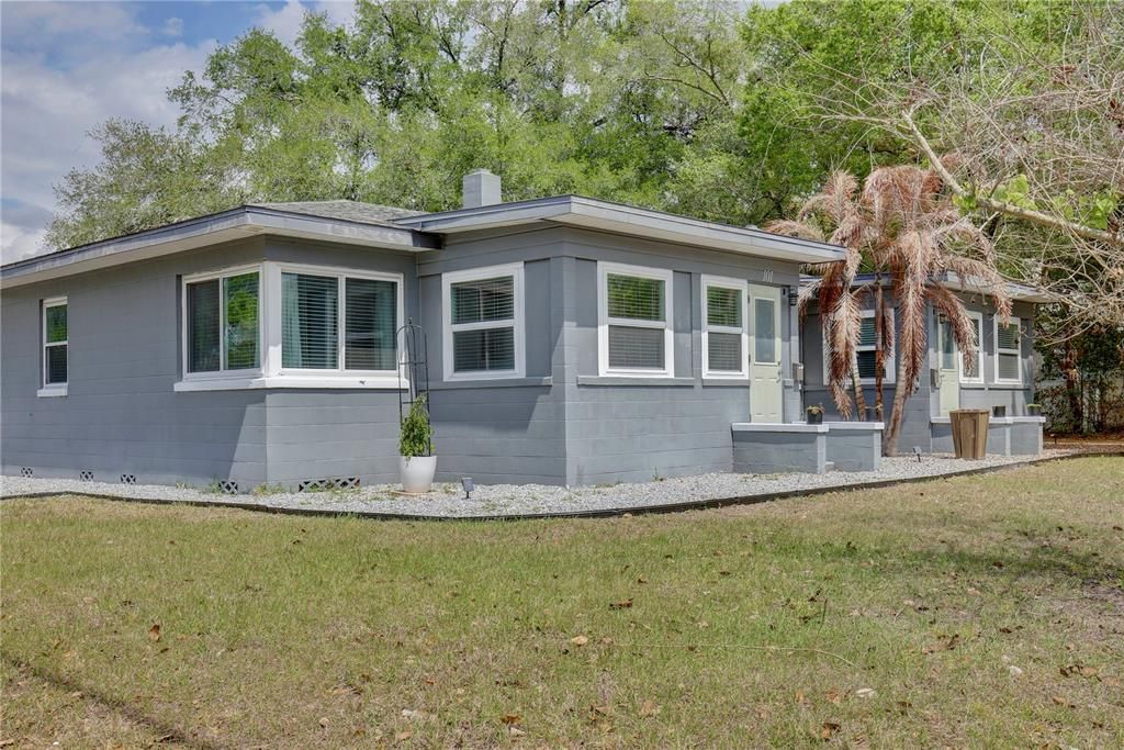 На продажу: $810,000 (4 спален, 0 ванн, 1742 Квадратных фут)