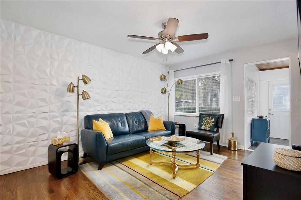 На продажу: $810,000 (4 спален, 0 ванн, 1742 Квадратных фут)